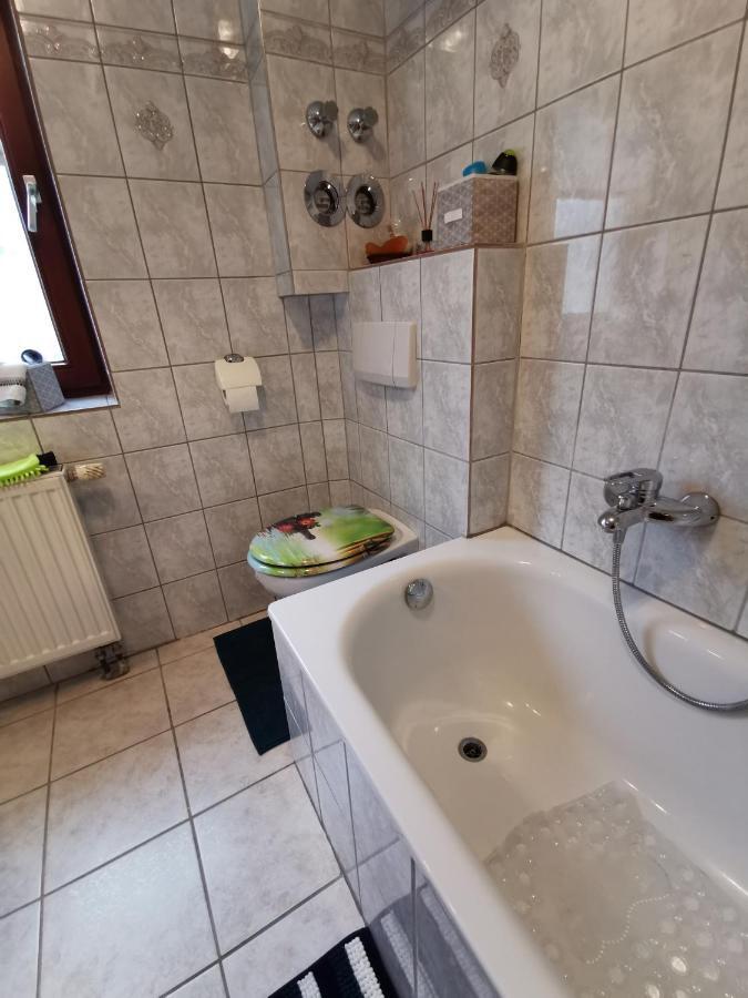 R&a Lambertz Hotel *